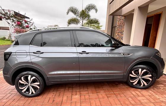 VOLKSWAGEN T-CROSS 1.4 250 TSI TOTAL FLEX HIGHLINE AUTOMÁTICO